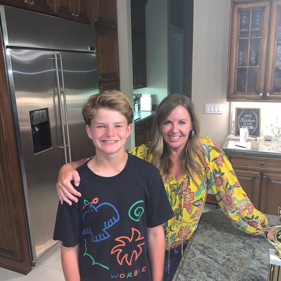 Meet your Posher, Kristy - Picture 3 of 3